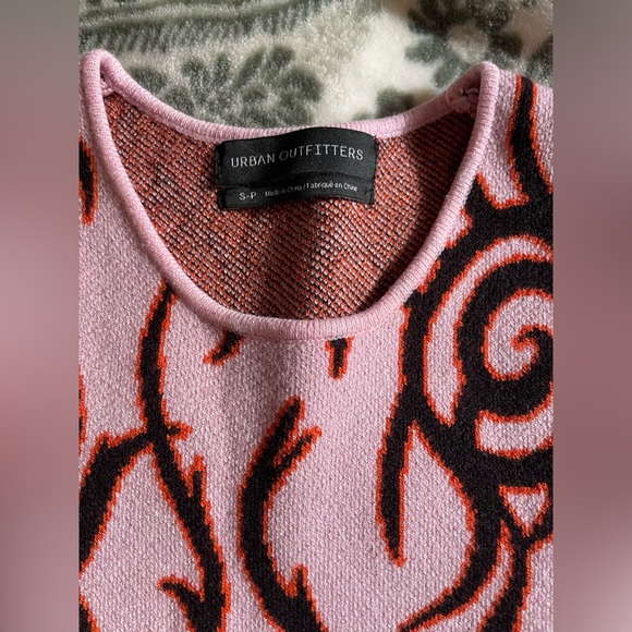 Urban Outfitters Crop Sweater Top - Picture 3 of 5